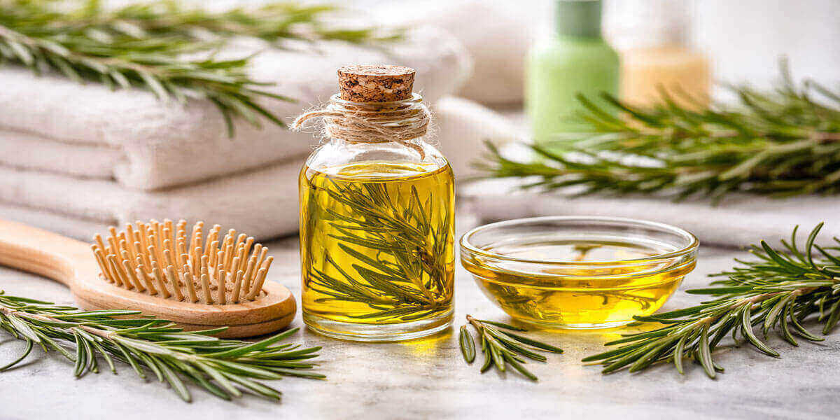 خواص روغن رزماری برای مو